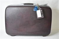 Vintage Hardshell Samsonite Suitcase With Key