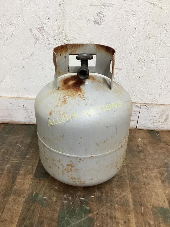 PROPANE TANK