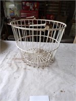 Vintage Egg Basket (tall)