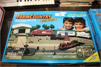 ERT1 FARM COUNTRY RAILROAD (BATTERY POWERED)