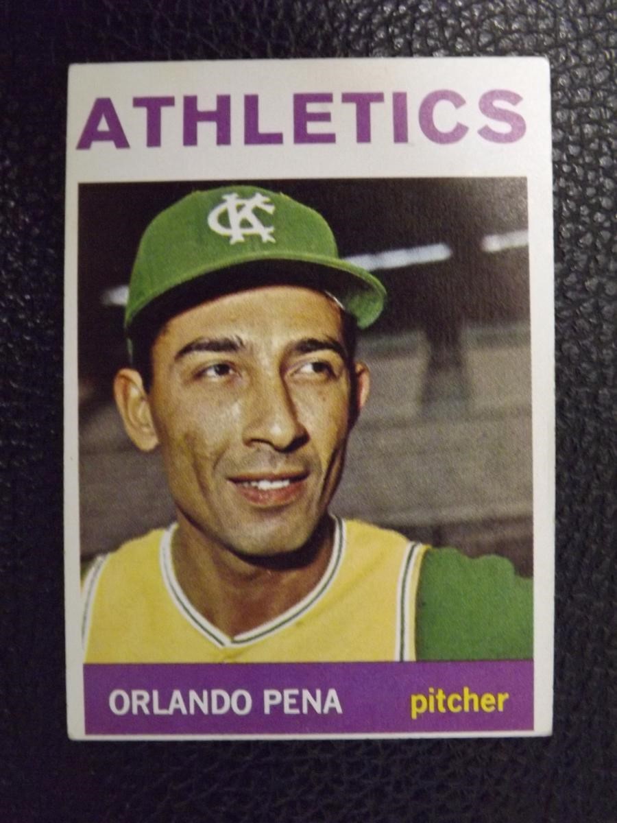 1964 TOPPS #124 ORLANDO PENA ATHLETICS