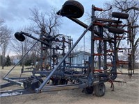 36' Flexi-coil 400 cultivator with NH3 kit