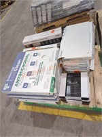 Mixed Wall/Floor Tile Skid Lot