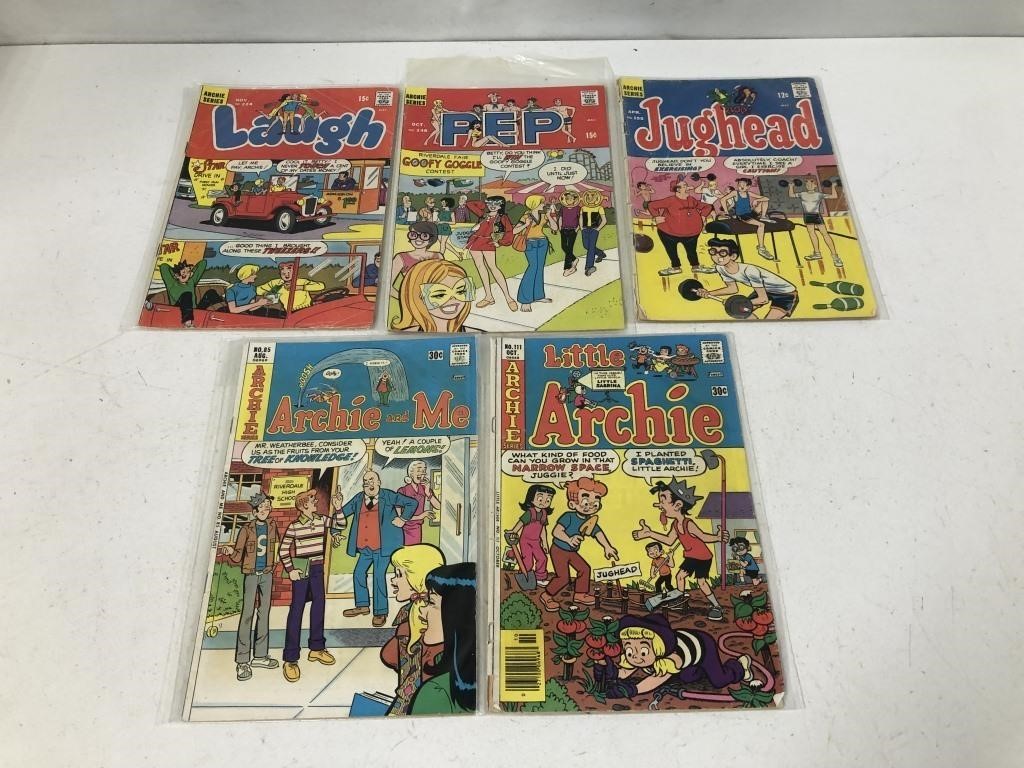 5 VINTAGE ARCHIE COMICS