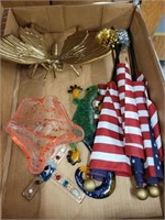 TRAY- AMERICAN FLAGS, BUTTERFLY, MISC GLASS ART