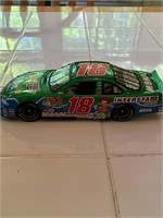 1:24 Scale Action Bobby Labonte #18 Car