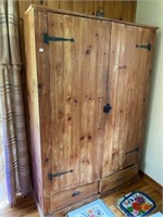 ANTIQUE CUPBOARD - APPROX. 4 X 6 FT - NO CONTENTS