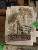 JIM SHORE SPECIAL DELIVERY STORK SCULPTURE