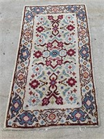 Hand knotted area rug