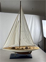 Wooden yacht sailboat display. Approximately 27