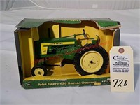 Ertl John Deere 620 Tractor NIB 1/16