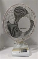 (AT) Wondered 12" Oscillating table fan