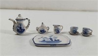 Vintage Holland Delft Blue and White Miniature