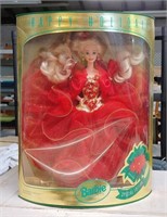 1993 MATTEL HOLIDAY BARBIE IN PACKAGE