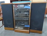 FISHER STEREO SYSTEM WITH SPEAKERS