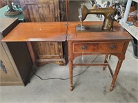 MA- Free Westinghouse Sewing Machine In Cabinet