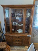 China Cabinet w/ Glass front