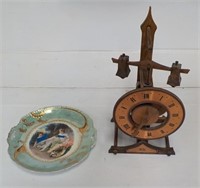 10" Picture plate with clock.