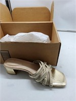 Bandolino gold heels size 8