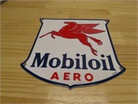 Mobil oil Aero porcelain sign. I.R.40