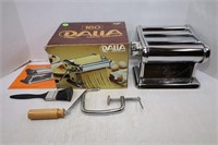 DALIA PASTA MACHINE IN ORIGINAL BOX