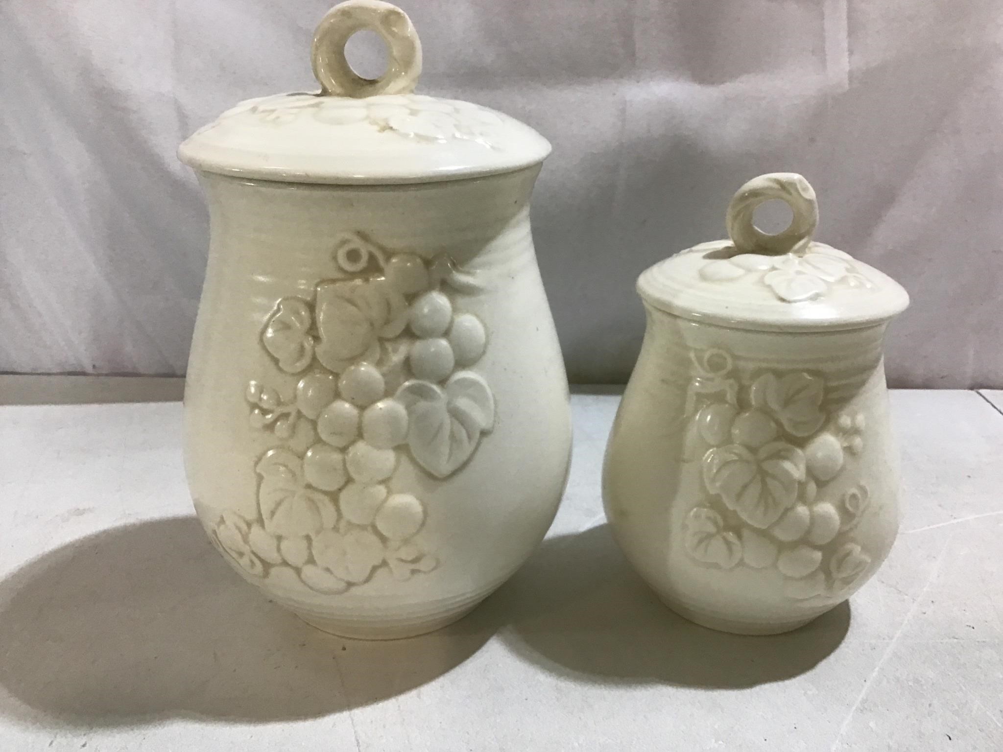 Grape White Metlox Poppytrail Vernon canisters