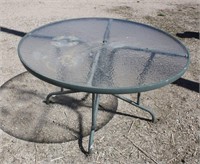 Metal Table w/Plastic Top