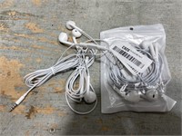 2 Sets Wired Headphones