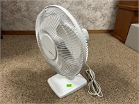 Comfort Edge Oscillating Fan