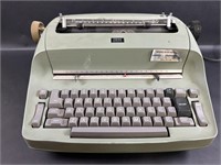 IBM Electric Typewriter Model 72