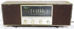 Lloyd's Transistor Radio 8x21x6
