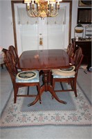 Brickwede Dining Room Table & Chairs
