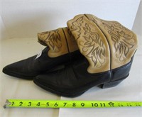 Cowboy Boots - SZ: 10