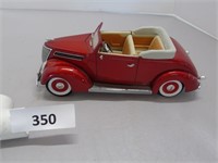 1937 Ford Convertible    - Red Die Cast