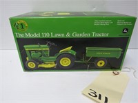 JD 110 Lawn Tractor