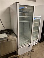 Master Bilt Single Glass Door Refrigerator [TW]