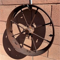 20” Antique Metal Wagon Wheel