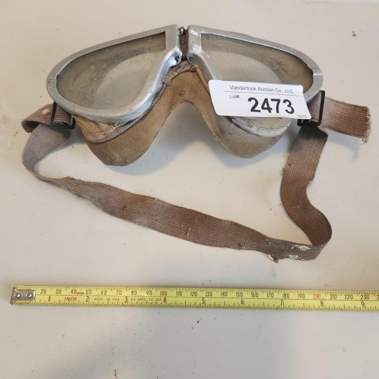 Vintage WW II Aviator Goggles
