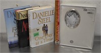 Danielle Steel books, photo album (unused)