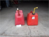 2 GAS CANS