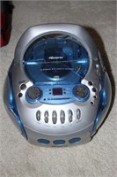 Memorex AM/FM CD boombox