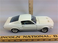 1967 Ford Mustang, 1/18 scale