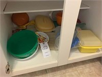 misc. tupperware style items