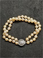 14K Gold Clasp & Pearl Bracelet