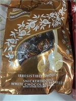 LINDOR SNICKERDOODLE CHOCOLATES