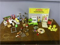 Dollhouse Miniatures & Accessories