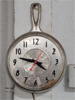 Early Skillet Clock