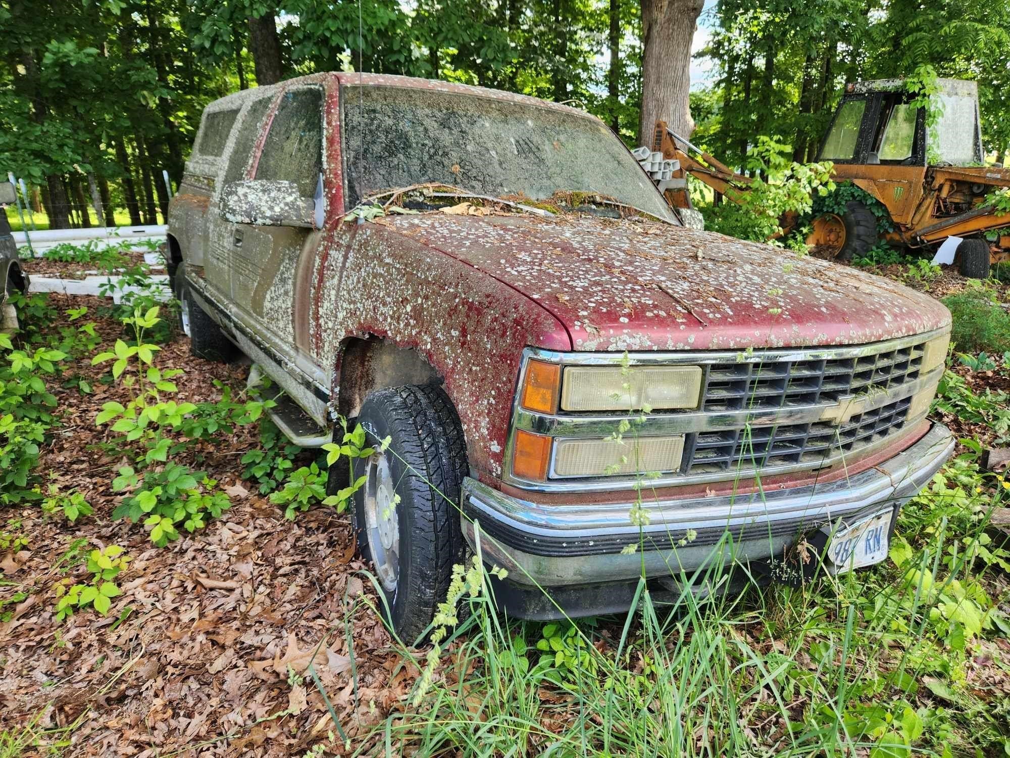 1992 Chevrolet GK 1500 w/ Camper Top & Title