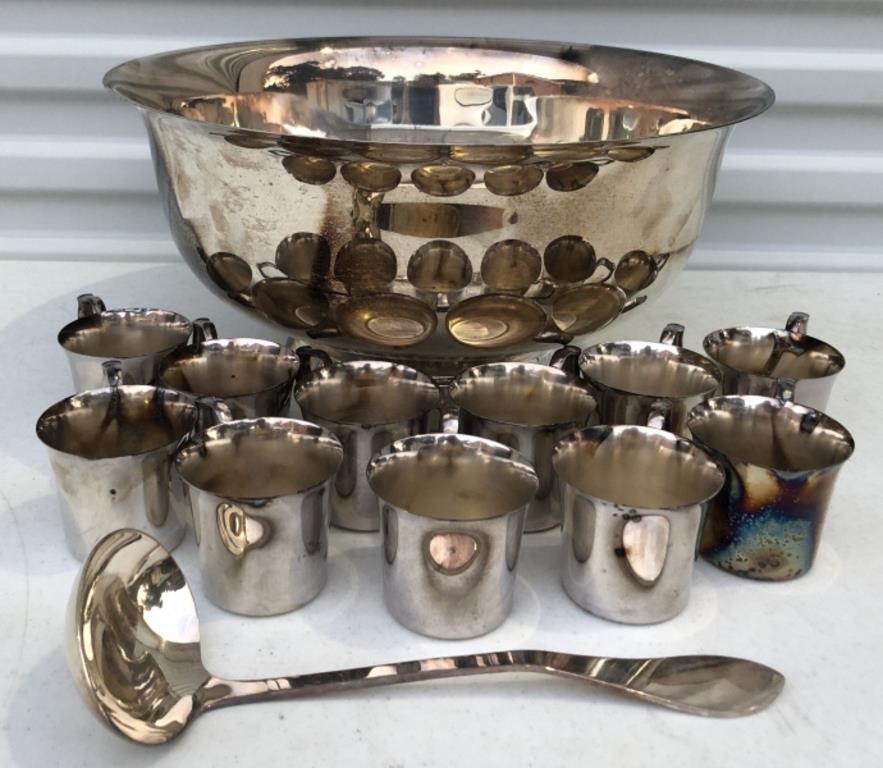 Wallace Silverplate Punchbowl w/Cups & Ladle