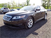 2010 Ford Taurus SEL 4D Sedan